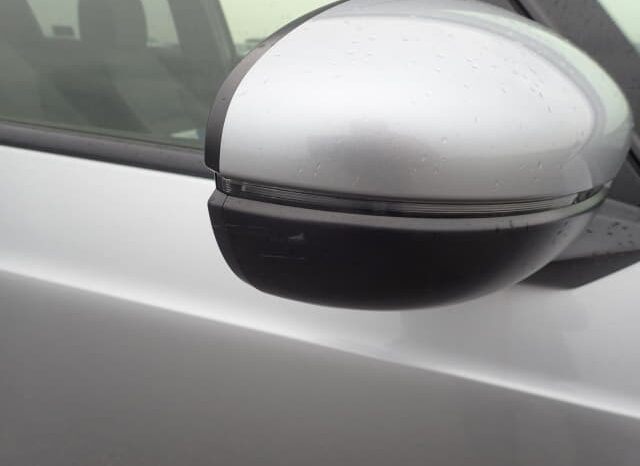 
								2022 Honda Fit 1.5L iVTEC full									