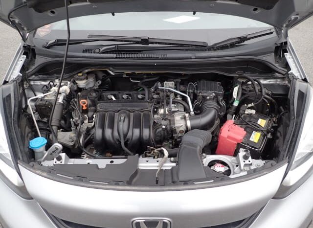 
								2022 Honda Fit 1.5L iVTEC full									