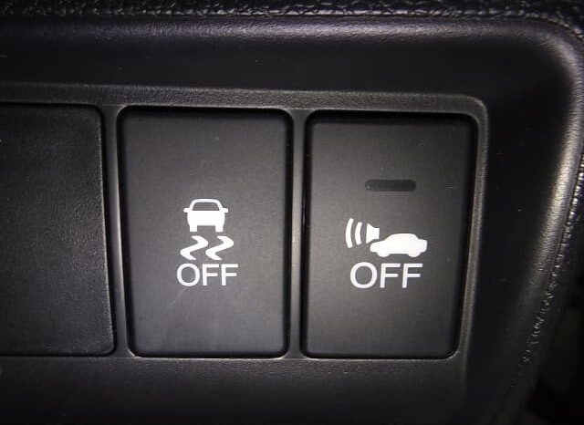 
								2015 Honda Grace 1.5L EX full									