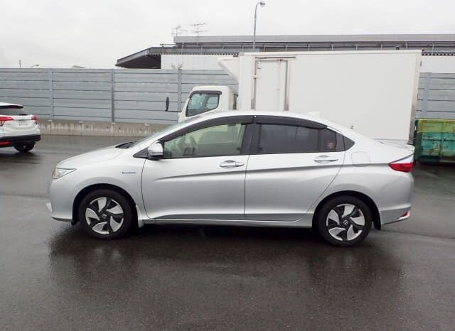 
								2015 Honda Grace 1.5L EX full									
