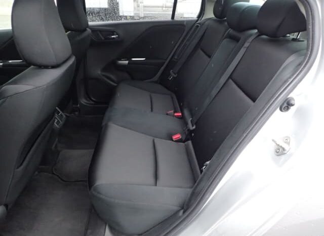 
								2015 Honda Grace 1.5L EX full									