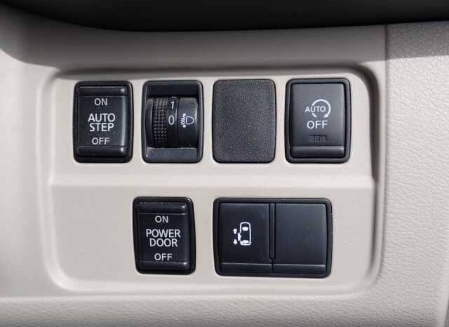 
								2019 Nissan Serena full									