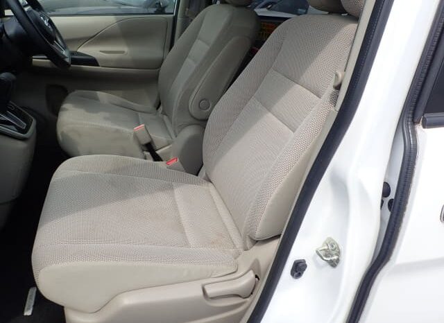 
								2019 Nissan Serena full									