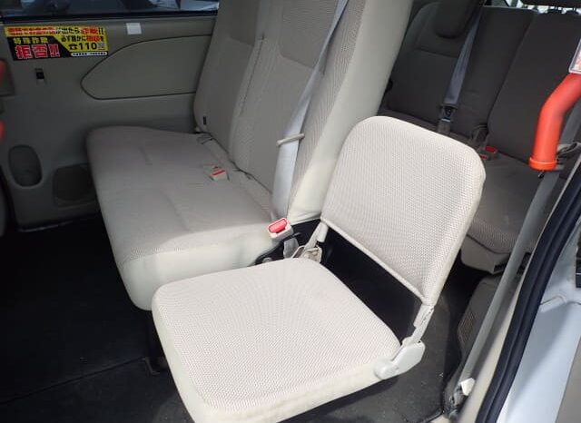 
								2019 Nissan Serena full									