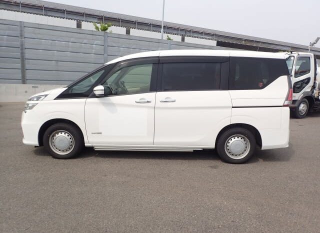 
								2019 Nissan Serena full									