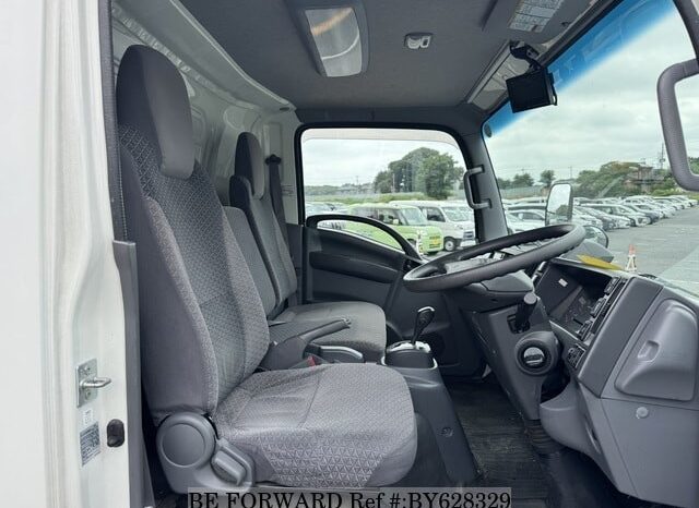 
								2020 Isuzu Elf freezer truck full									