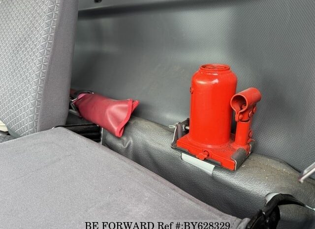 
								2020 Isuzu Elf freezer truck full									