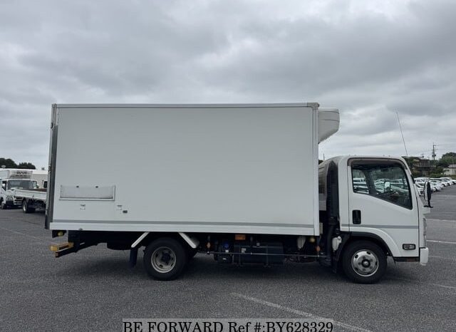 
								2020 Isuzu Elf freezer truck full									