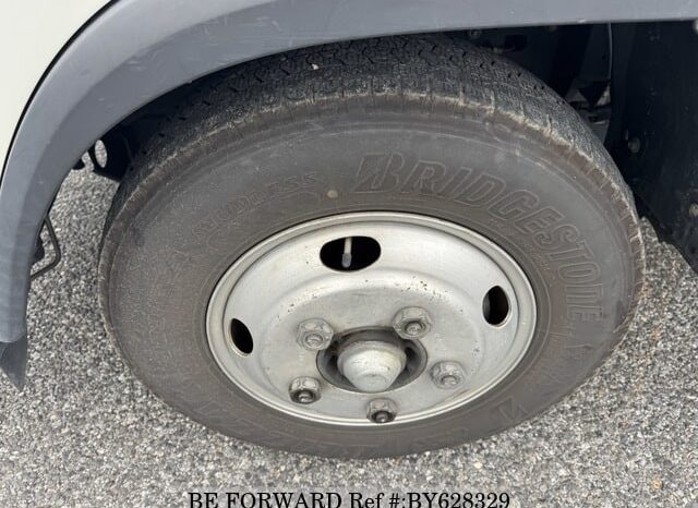 
								2020 Isuzu Elf freezer truck full									