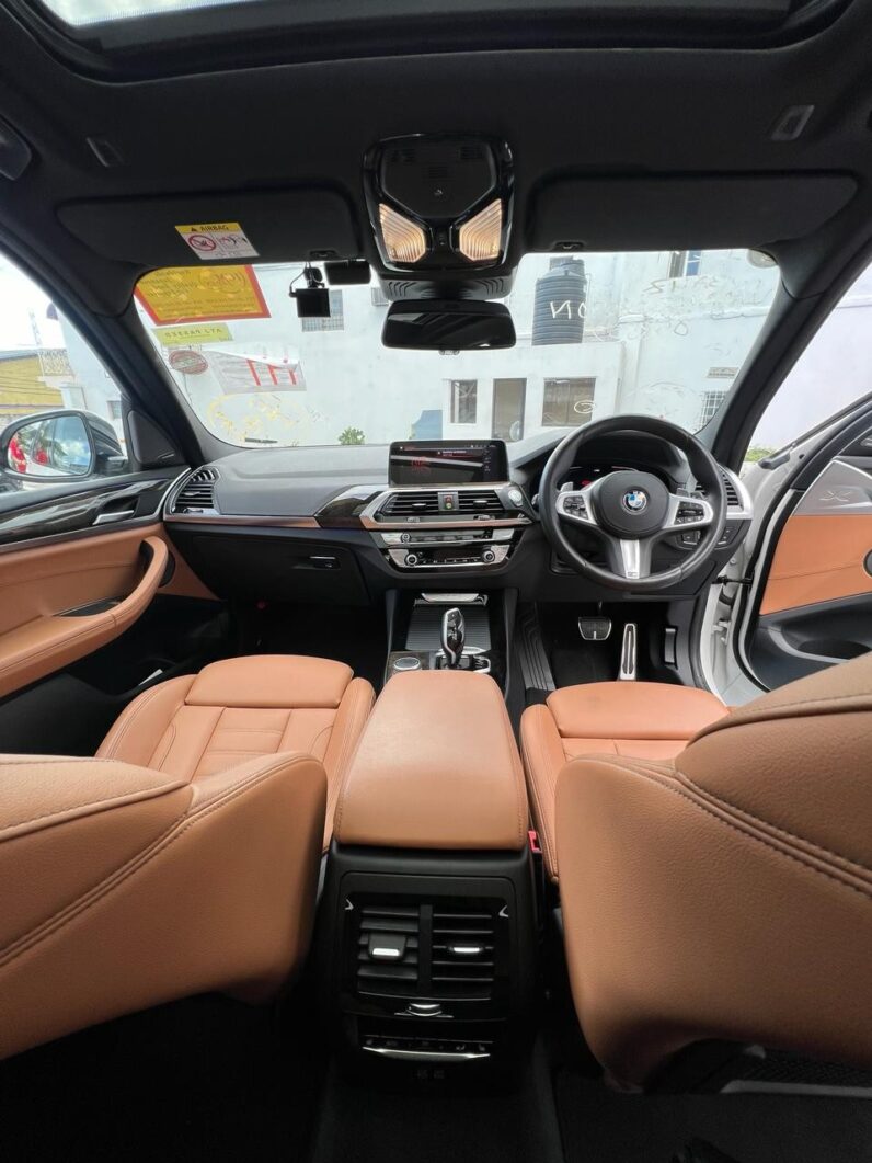 
								2021 BMW X3 20d M Sport full									