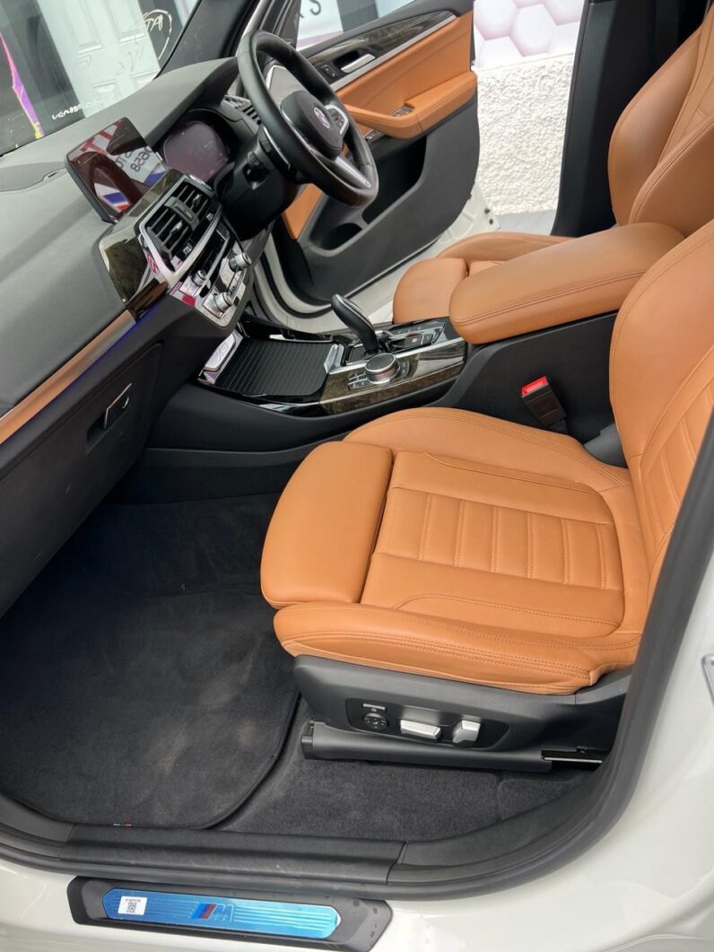 
								2021 BMW X3 20d M Sport full									