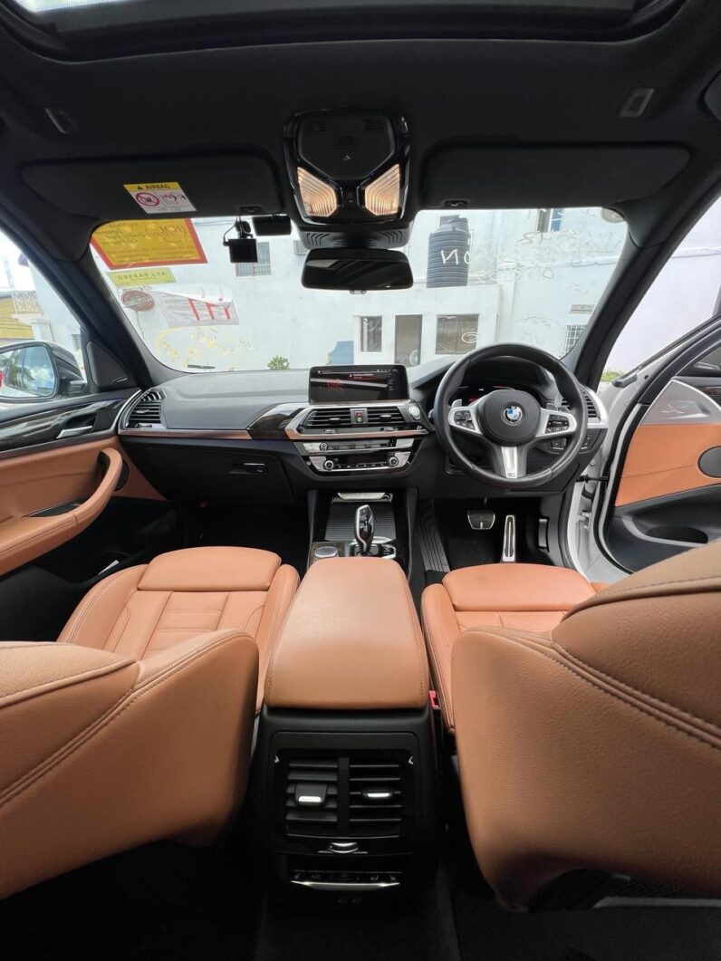 
								2021 BMW X3 20d M Sport full									