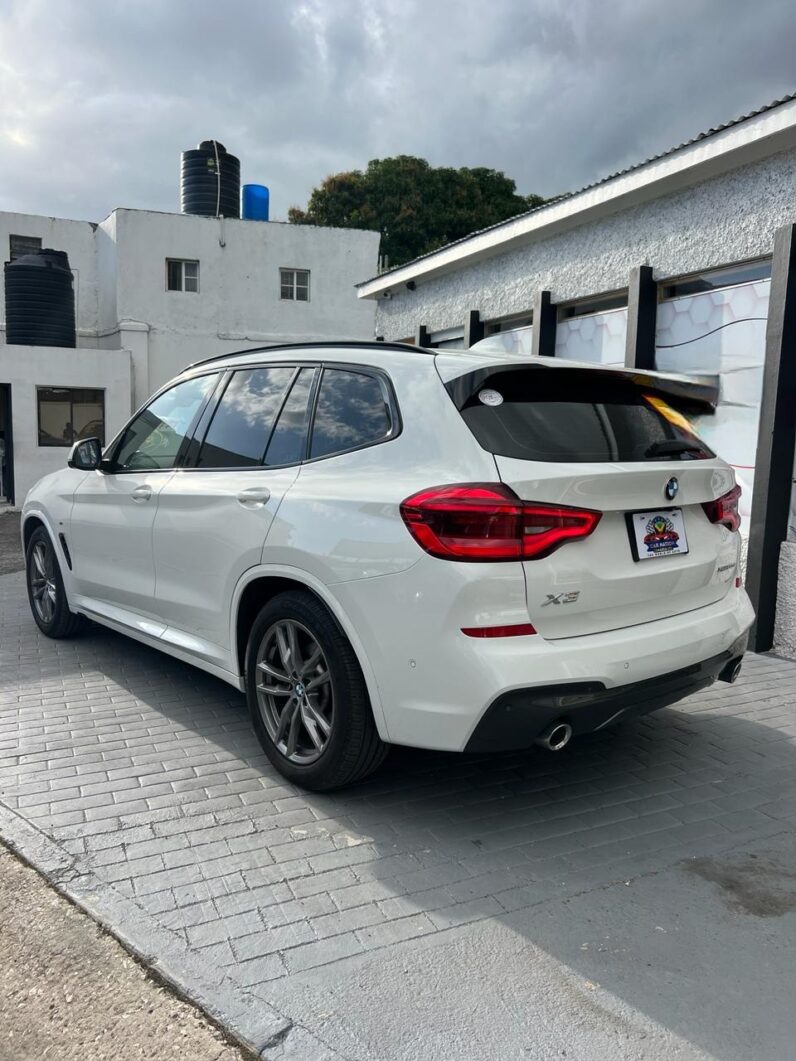 
								2021 BMW X3 20d M Sport full									