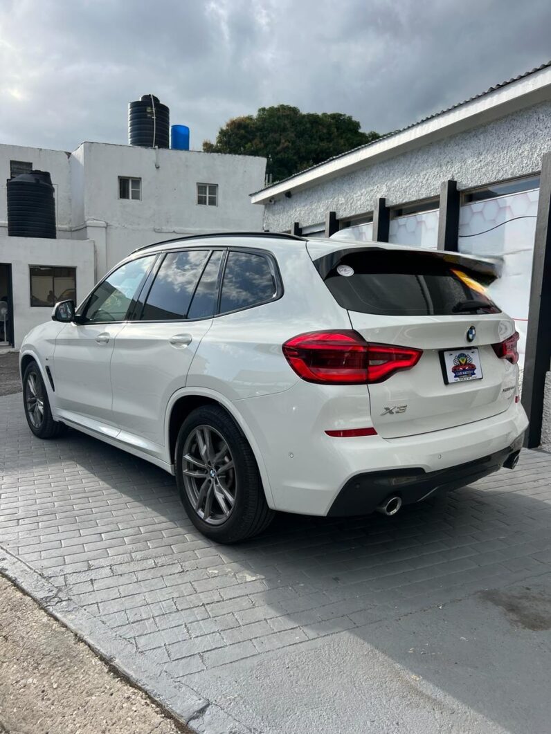 
								2021 BMW X3 20d M Sport full									