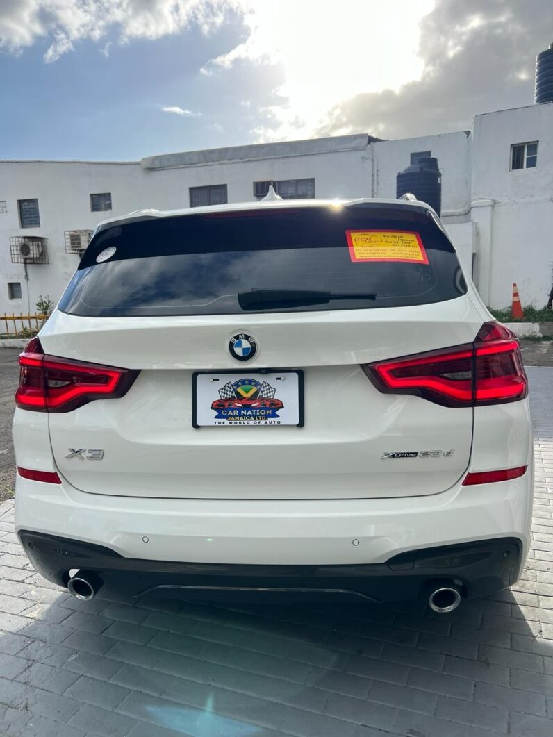 
								2021 BMW X3 20d M Sport full									