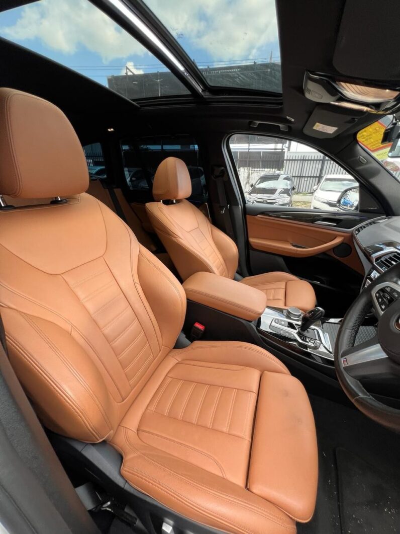
								2021 BMW X3 20d M Sport full									