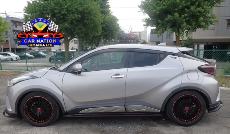 
								2018 Toyota CH-R Sport 1.8L full									