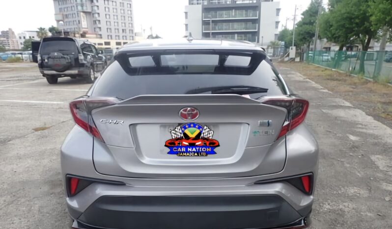 
								2018 Toyota CH-R Sport 1.8L full									