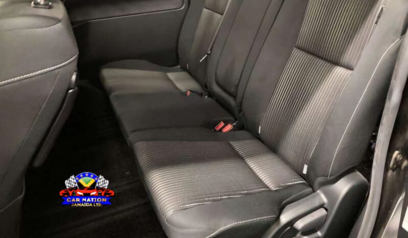 
								2020 Toyota Voxy ZS Kirameki 2.0L full									