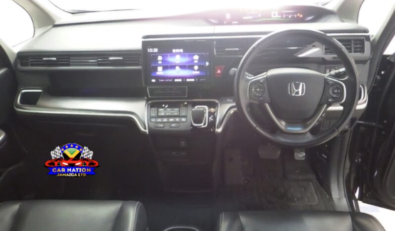 
								2021 Honda Step Wagon Spada full									