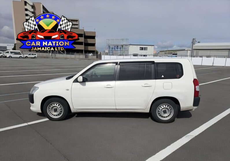 
								2020 Toyota Probox 1.5GL full									