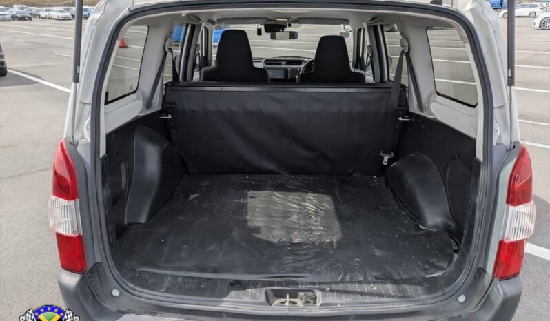 
								2020 Toyota Probox 1.5GL full									