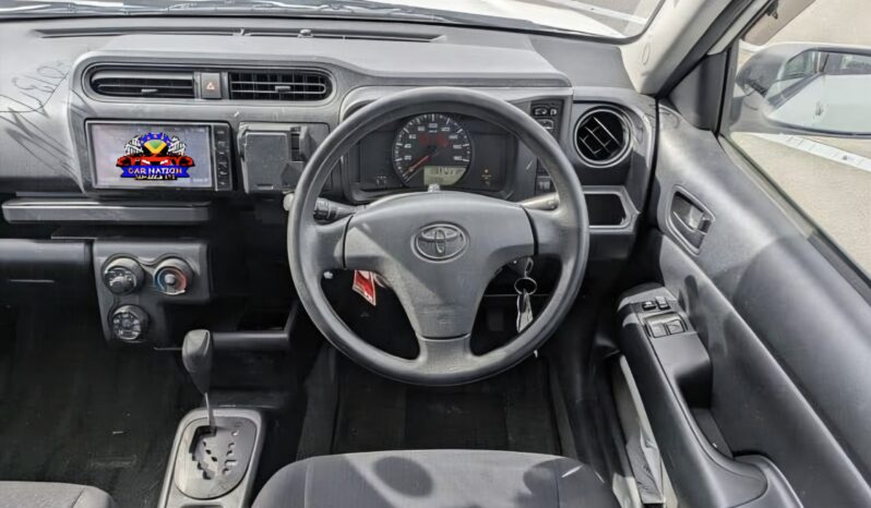 
								2020 Toyota Probox 1.5GL full									