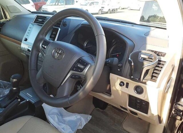 
								2022 Toyota Prado TX 2.8D full									
