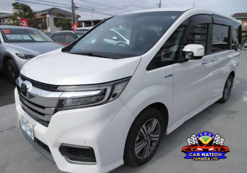 
								2019 Honda Step Wagon Spada full									