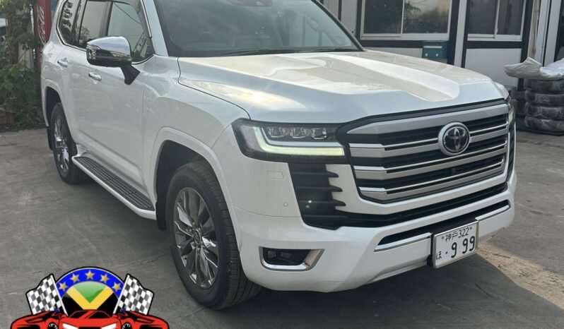 
								2024 Toyota Land Cruiser ZX 3.3L, Sunroof (300 SERIES) full									