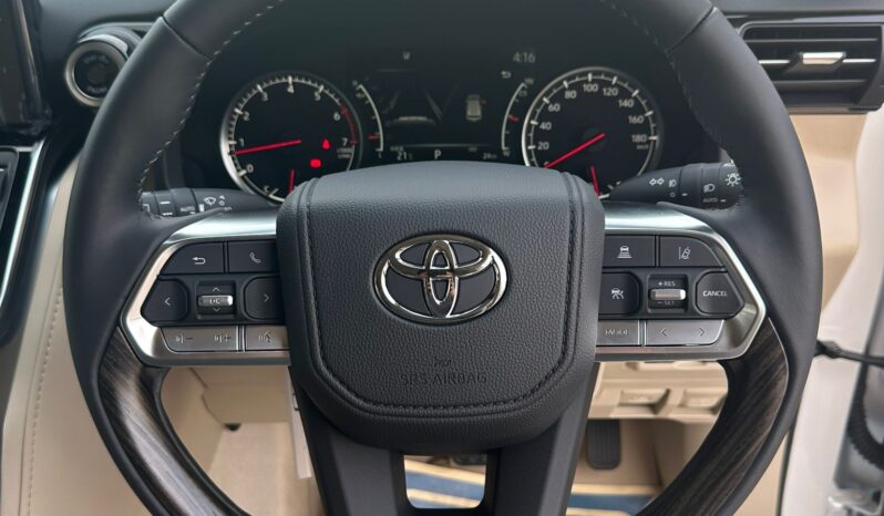 
								2024 Toyota Land Cruiser ZX 3.3L, Sunroof (300 SERIES) full									