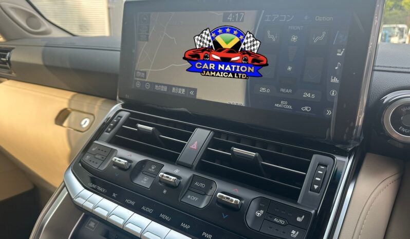 
								2024 Toyota Land Cruiser ZX 3.3L, Sunroof (300 SERIES) full									
