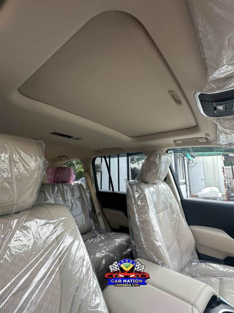 
								2024 Toyota Land Cruiser ZX 3.3L, Sunroof (300 SERIES) full									