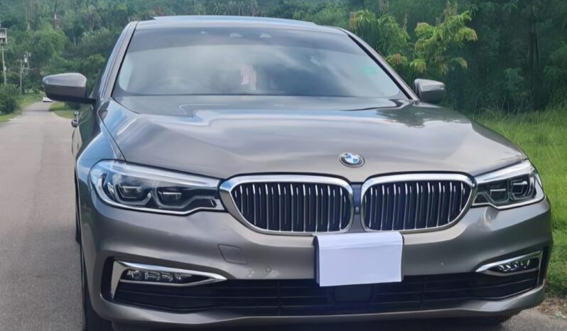 
								2018 BMW 530I Luxury Line (Sunroof) full									