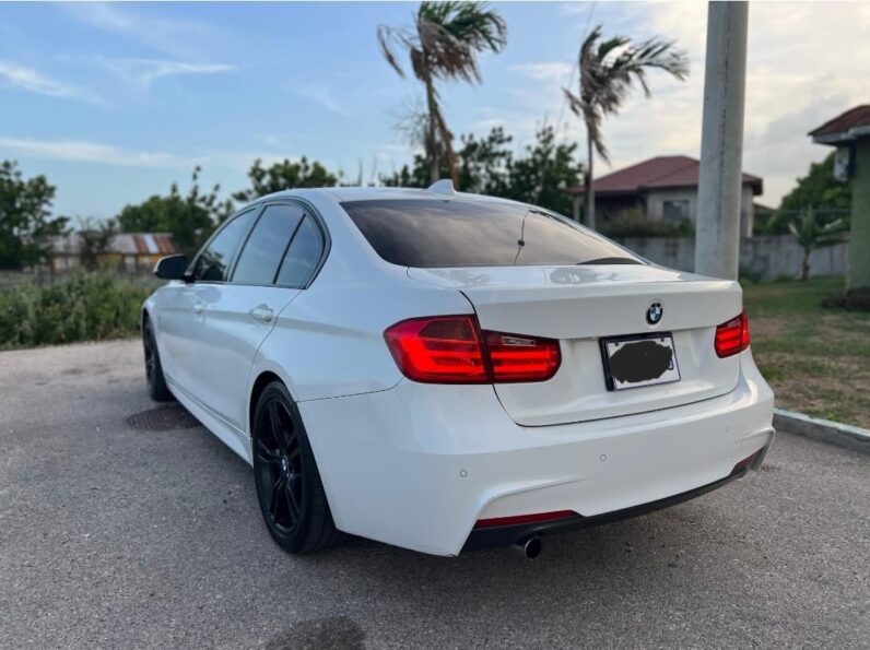 
								2016 BMW 320d M Sport full									