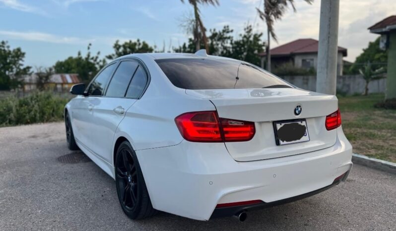 
								2016 BMW 320d M Sport full									