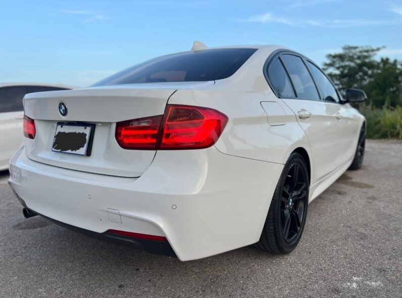 
								2016 BMW 320d M Sport full									