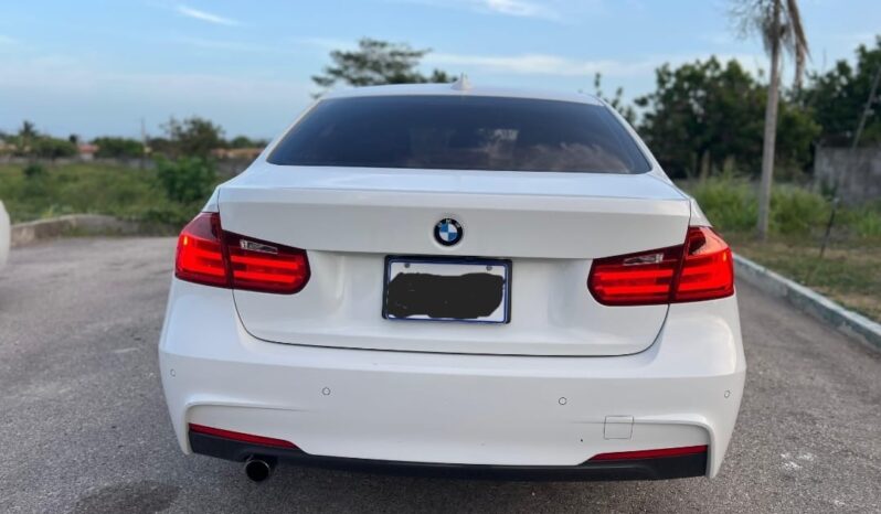 
								2016 BMW 320d M Sport full									