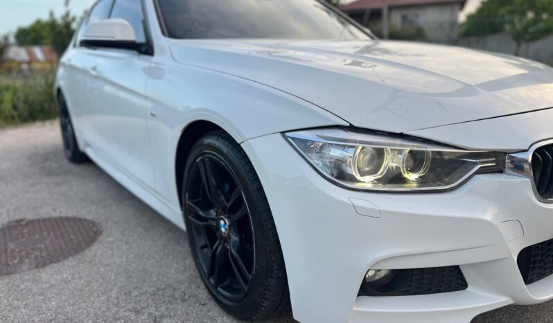 
								2016 BMW 320d M Sport full									