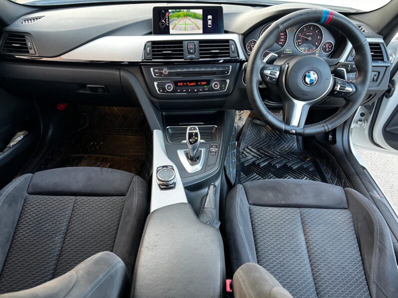 
								2016 BMW 320d M Sport full									