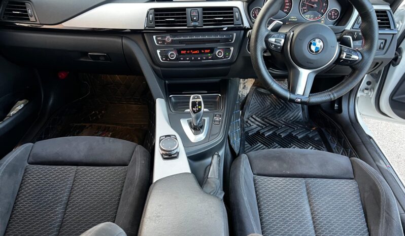 
								2016 BMW 320d M Sport full									
