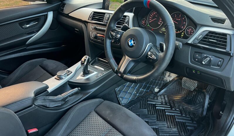 
								2016 BMW 320d M Sport full									