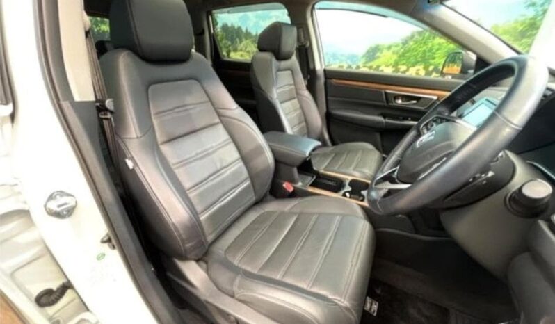 
								The 2020 Honda CR-V EX Masterpiece full									