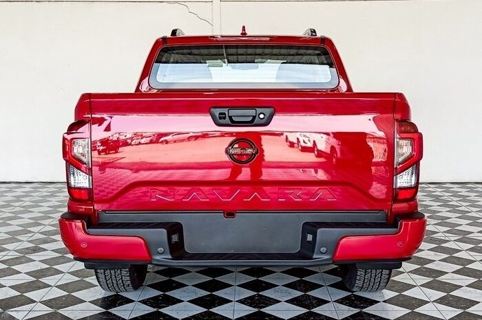 
								2025 Nissan Navara full									