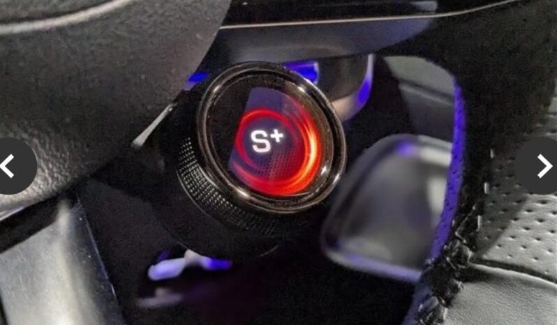 
								2023 Mercedes-AMG C43 full									