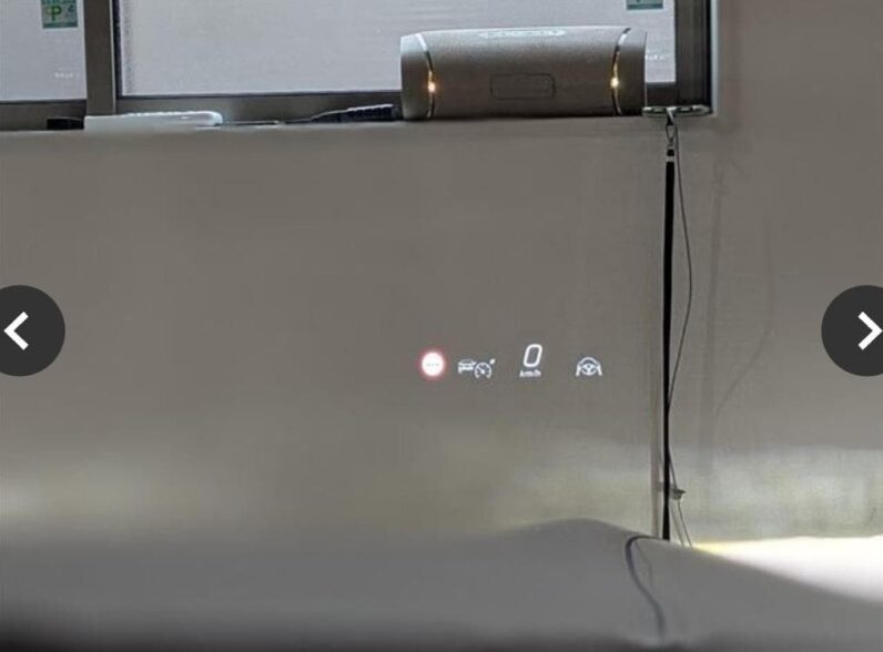 
								2023 Mercedes-AMG C43 full									