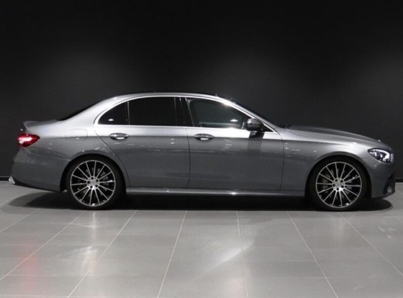 
								2023 Mercedes-AMG E53 4MATIC+ EQ (HYBRID) full									
