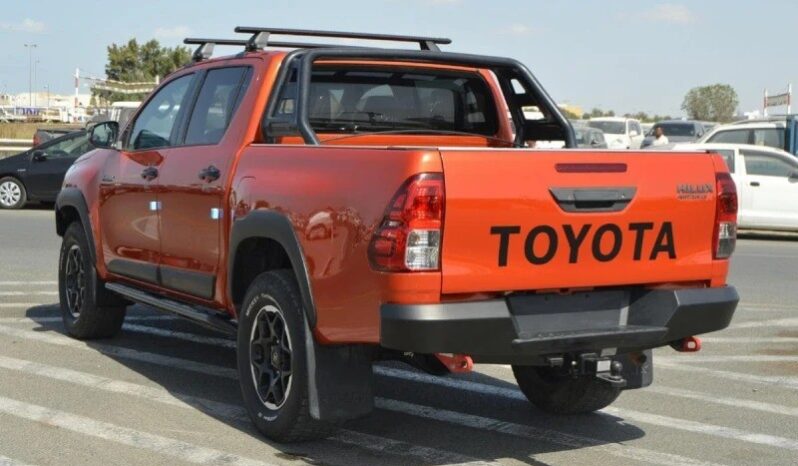 
								2018 Toyota Hilux full									