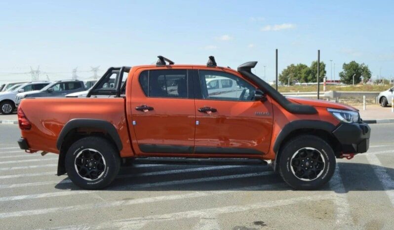 
								2018 Toyota Hilux full									