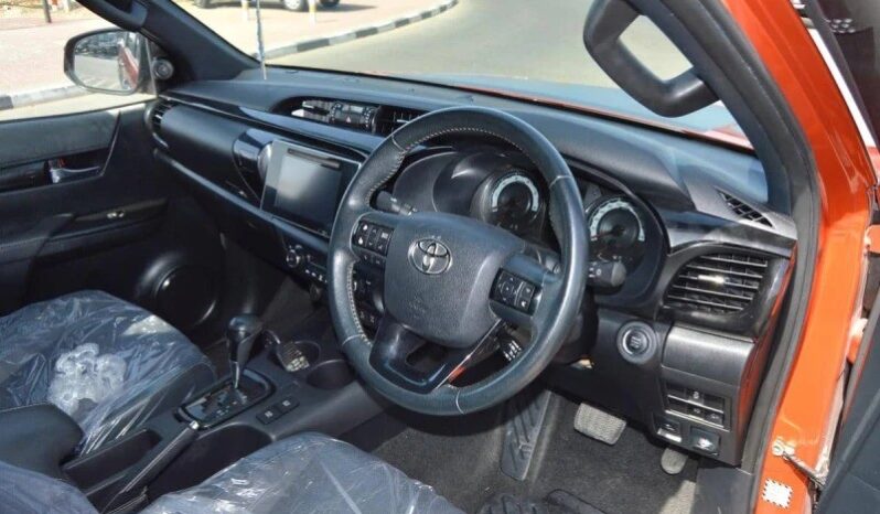 
								2018 Toyota Hilux full									